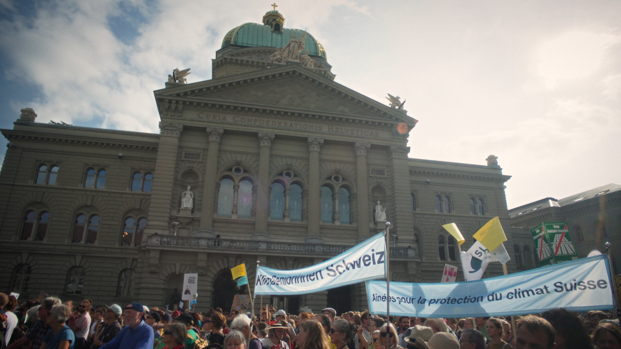 Film backdrop for Trop Chaud – KlimaSeniorinnen vs. Switzerland