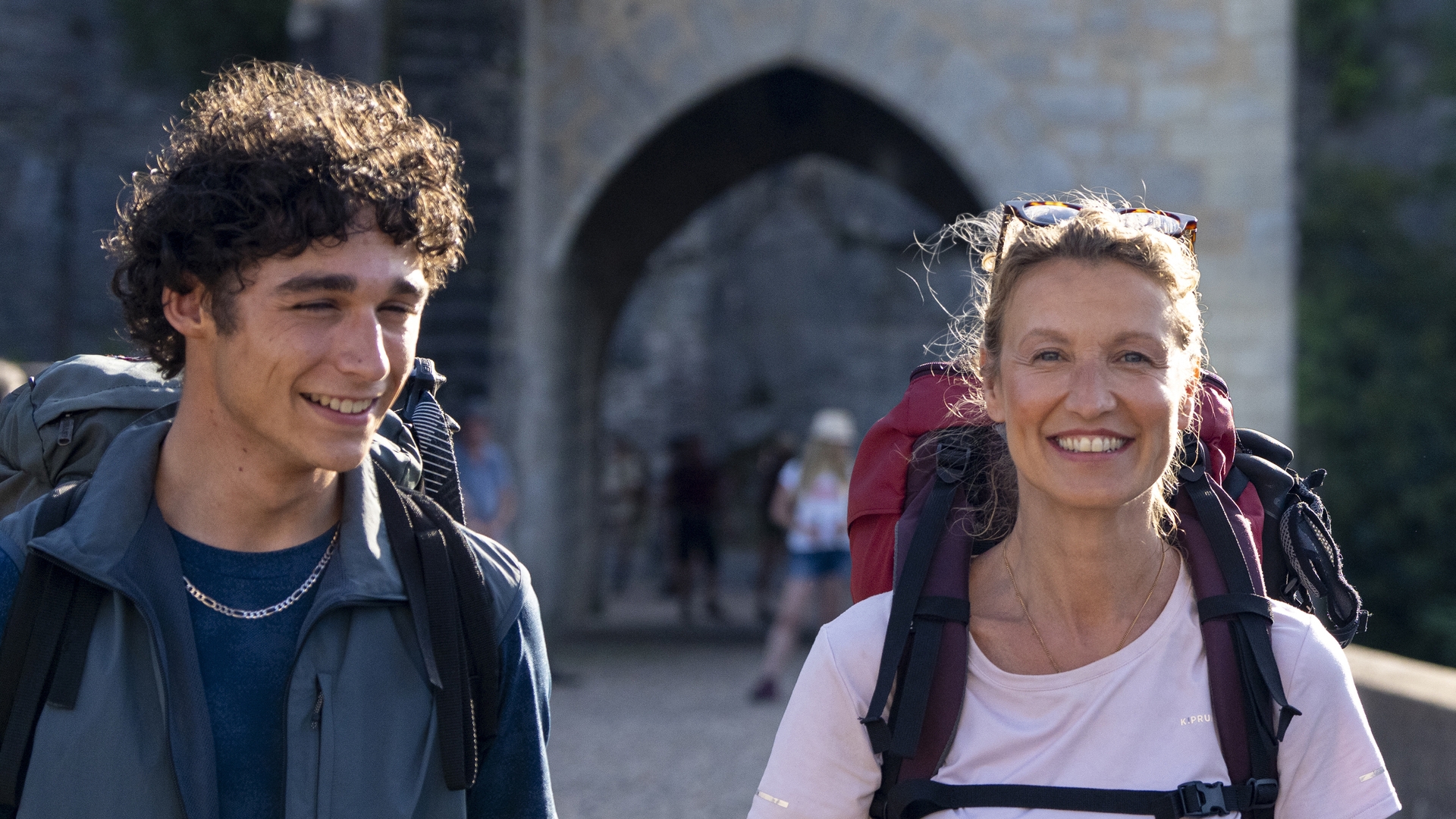 Film backdrop for Cineor: Compostelle
